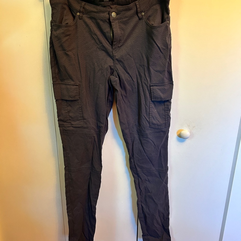 Prana cargo hiking pants skinny style